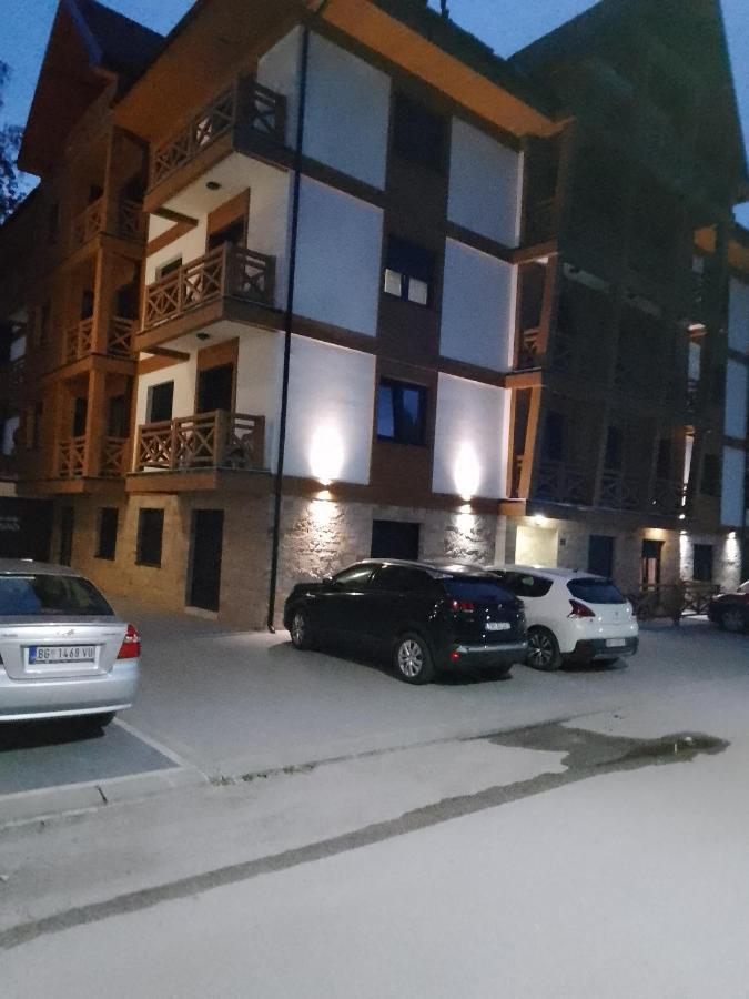 Idila Lux